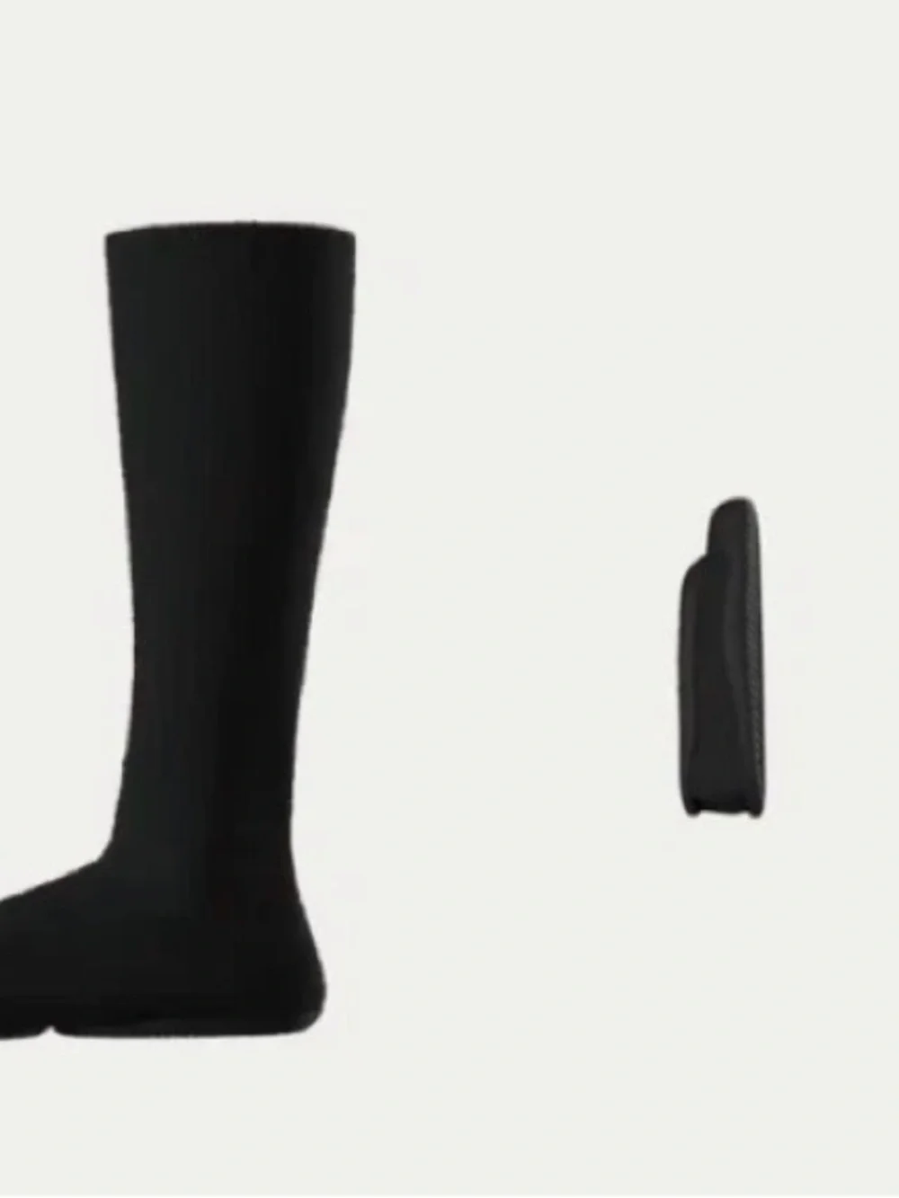 Yeezy Pods Size 2 (9-10)